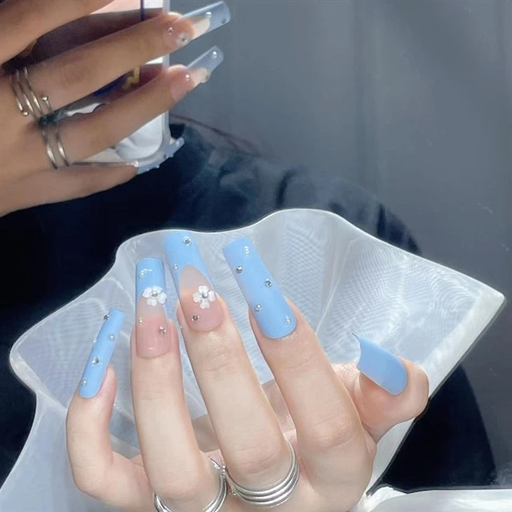 엑스트라 롱 발레리나 네일